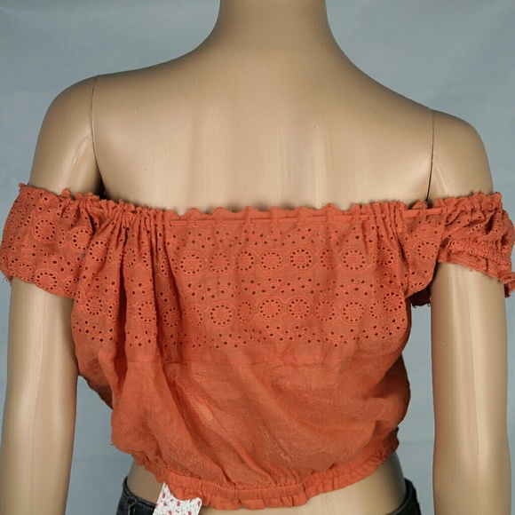 NWT Free People Eyelet you a lot top - Picture 5 of 6